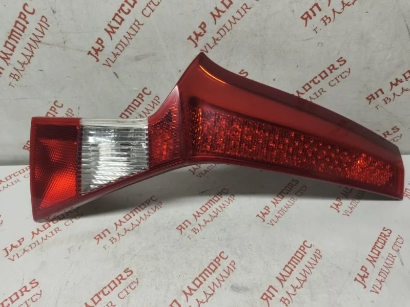 Фонарь задний левый Volvo XC70 B6304T 2010