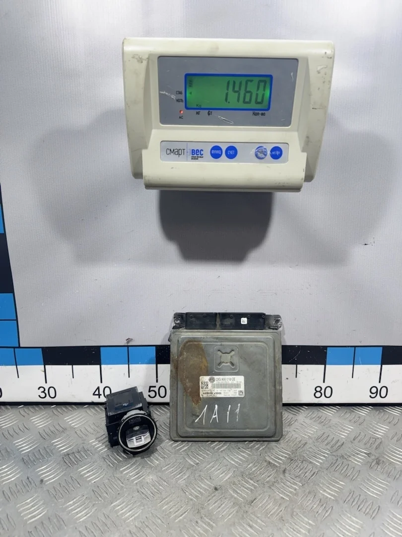 [Б/У] Блок управления двигателем (BKP 2.0TDI) VW Passat B6 - комплект: ЭБУ ДВС 03G906018CE + ключ зажигания 3C0959752BAZQG + замок зажигания 3C0905843R [ХОРОШЕЕ] [Код: 00339340 ]