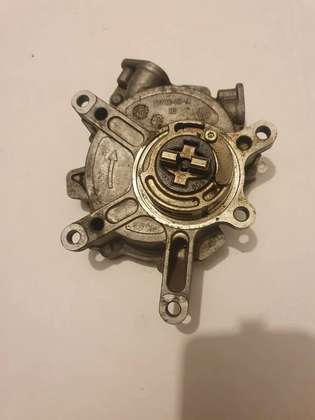 Насос вакуумный Mercedes-Benz S-класс W221 рестайлинг (2009—2013)