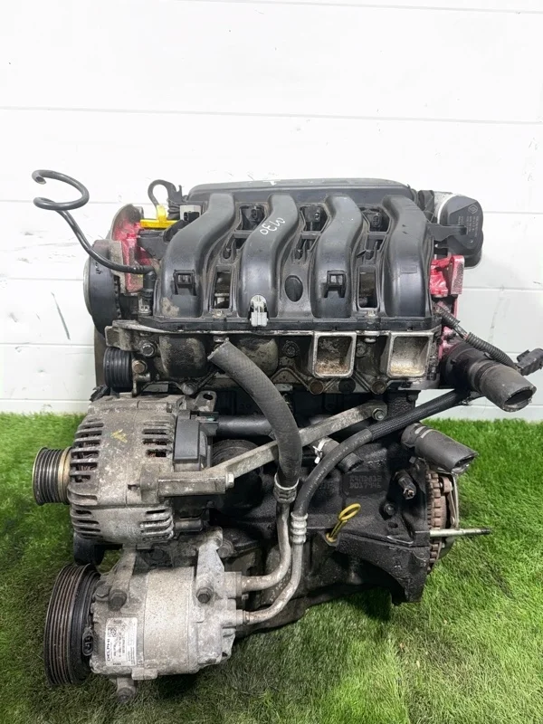 Двигатель RENAULT SCENIC K4M812 2003-2008 K4M812