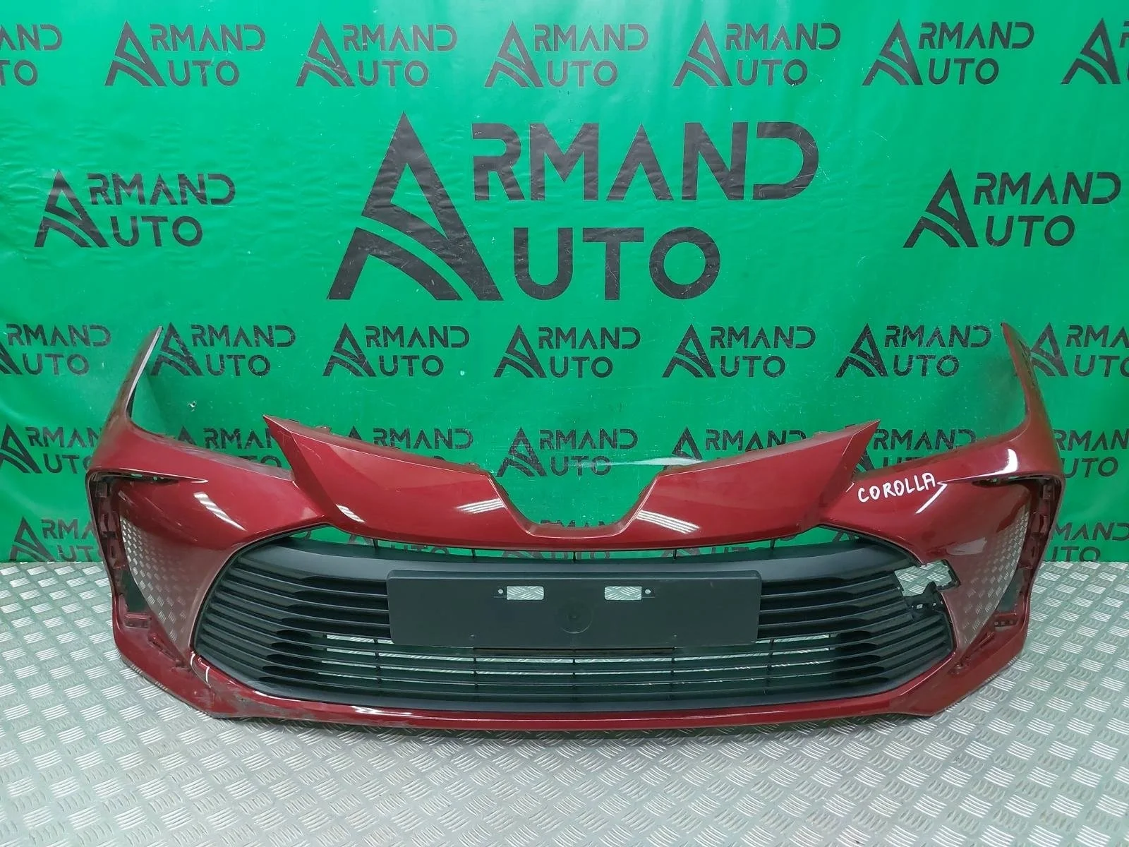 Бампер Toyota Corolla 2018-нв 12 E210