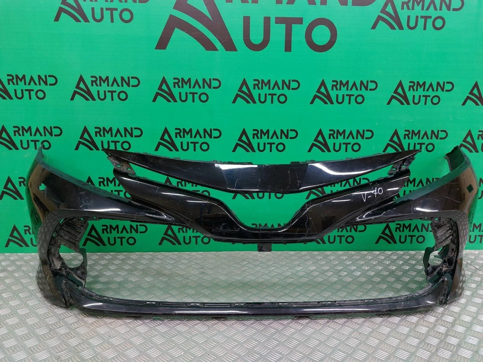 Бампер Toyota Camry 2017-2021 8 XV70
