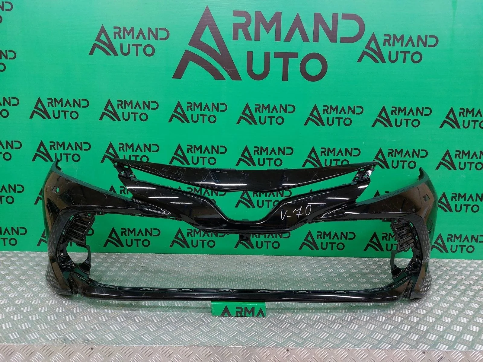 Бампер Toyota Camry 2017-2021 8 XV70
