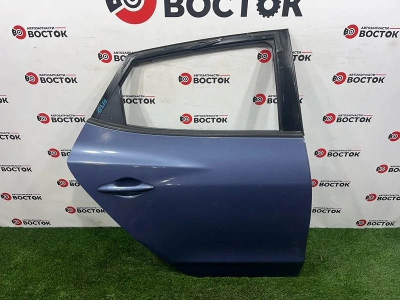 Дверь HYUNDAI IX35 2009-2015 770042S000 LM, задняя правая