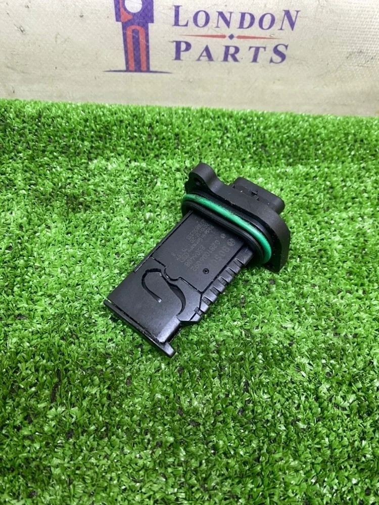 Расходомер воздуха BMW 520d F10