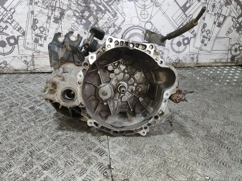 МКПП Toyota Corolla 3030013070 E120 3ZZ-FE 4ZZ-FE