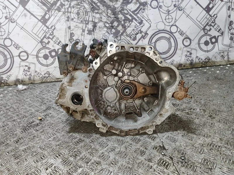 МКПП Toyota Corolla 3030013070 E120 3ZZ-FE 4ZZ-FE