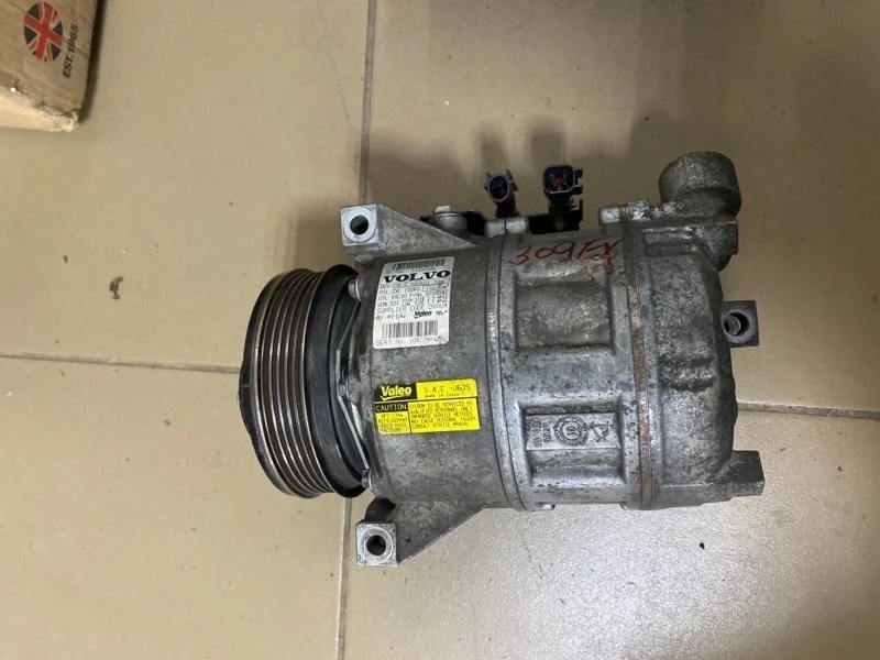 Компрессор кондиционера Volvo XC60 36011309