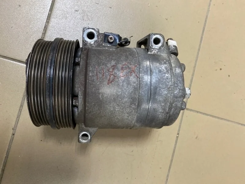 Компрессор кондиционера Volvo S40 36001118 B5244S4