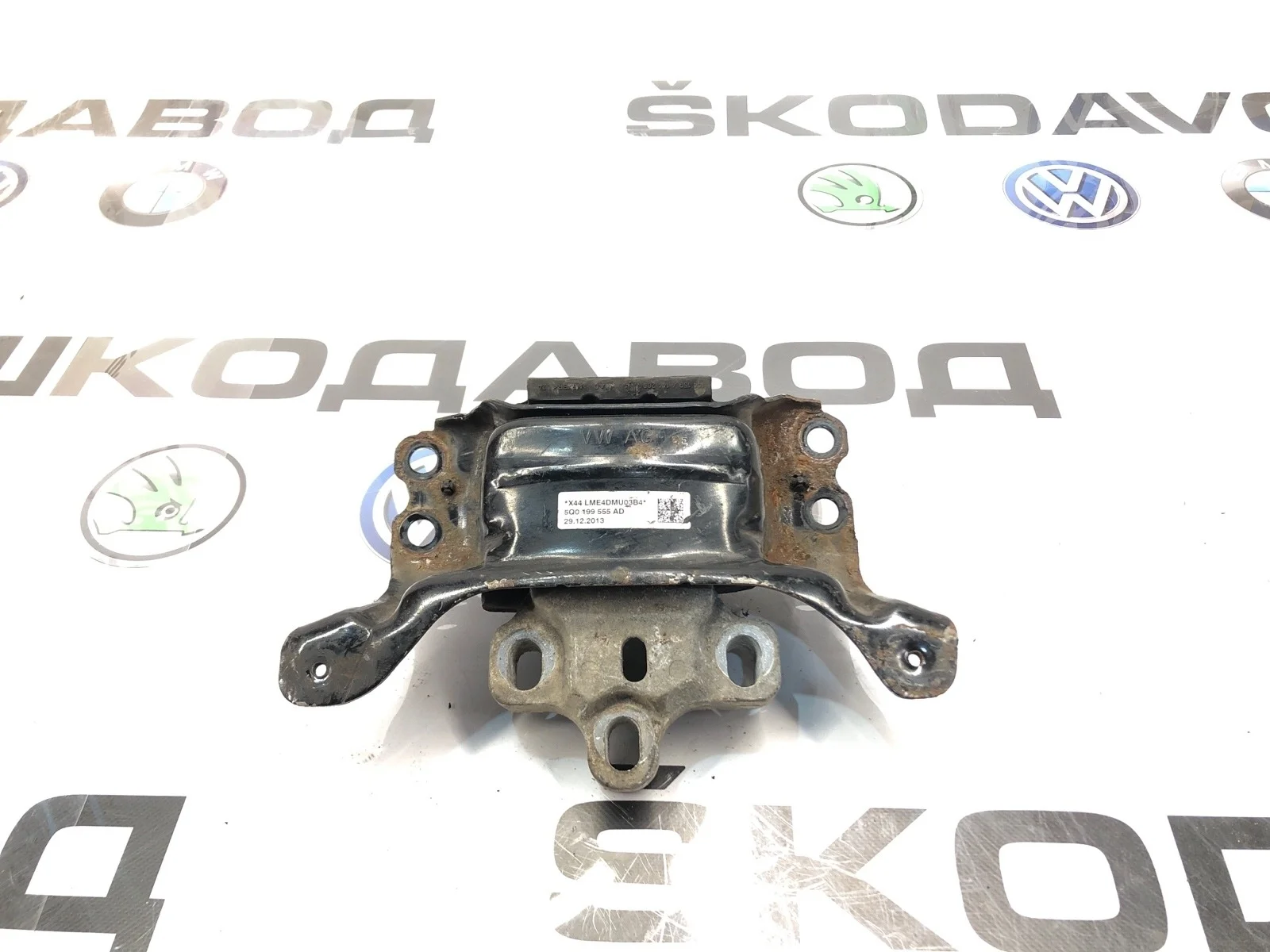 Опора МКПП Skoda Octavia 2015 5Q0199555AD A7 (5E) 2.0 CRMB