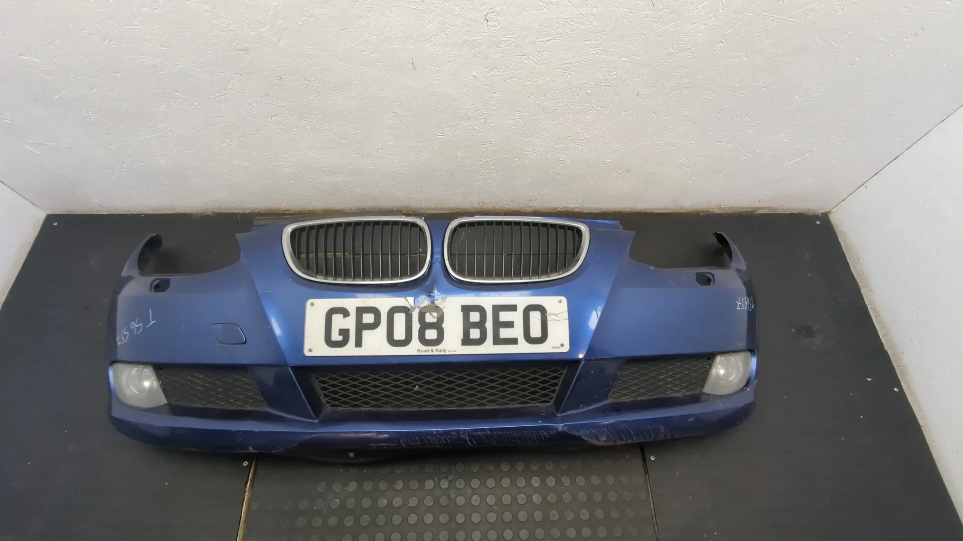 Бампер BMW 3 E90, E91, E92, E93 2005-2012 КПП автомат (АКПП) N47D20A Дизель 2 л TDI