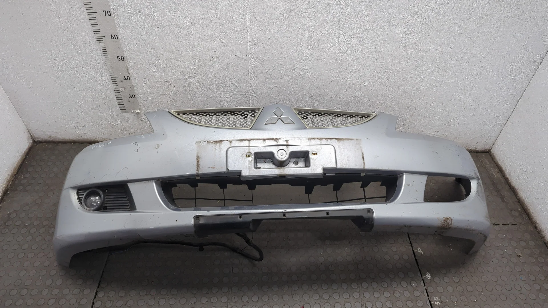 Бампер Mitsubishi Lancer 9 2003-2006 КПП 5-ст.мех.(МКПП) 4G63 Бензин 2 л Инжектор