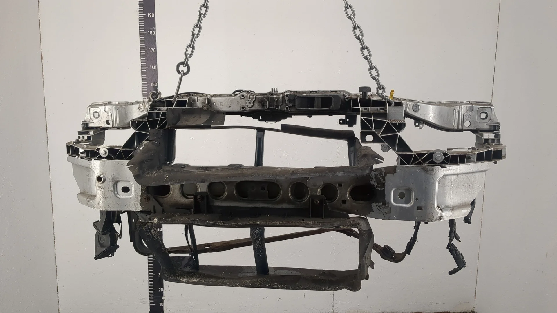 Рамка передняя (телевизор) Ford Focus 3 2011-2015 КПП 5-ст.мех.(МКПП) M2DA Бензин 1 л