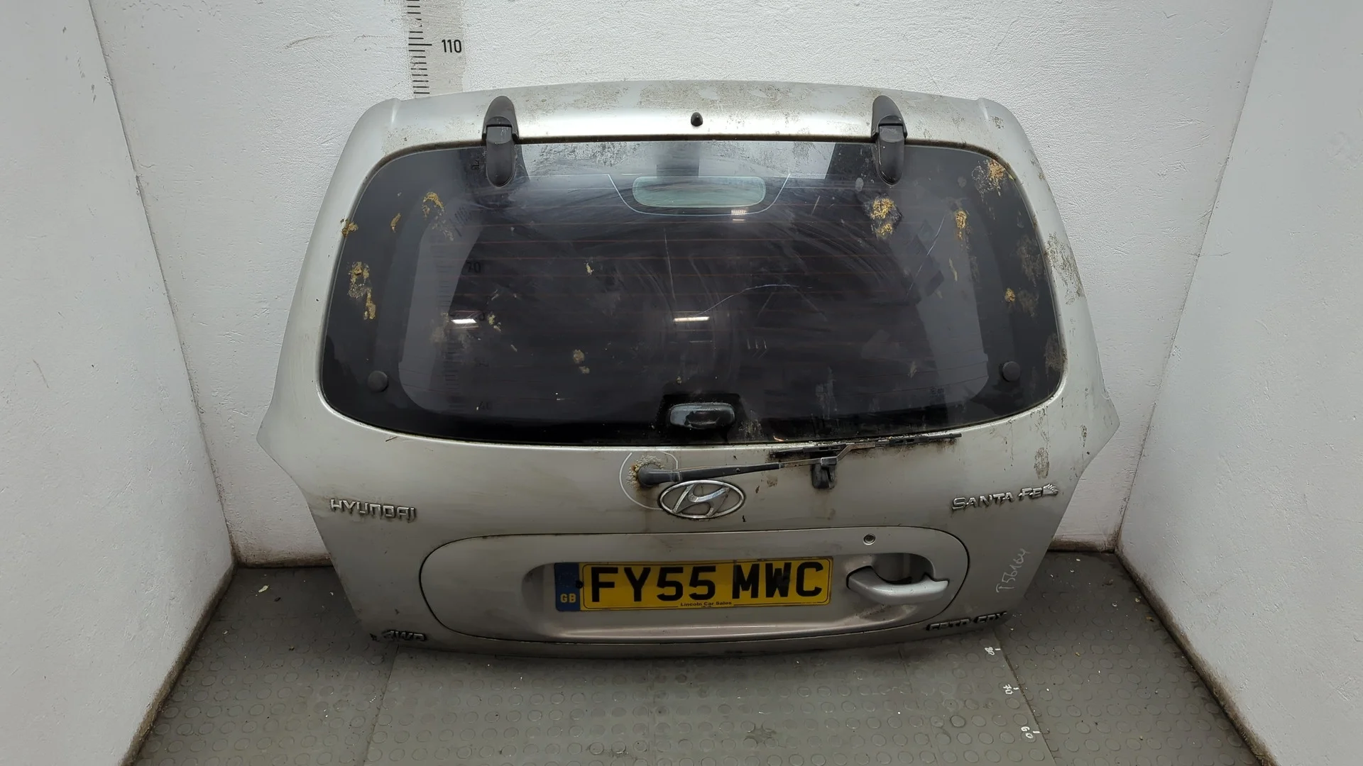 Крышка (дверь) багажника Hyundai Santa Fe 2000-2006 КПП 5-ст.мех 4х4 (МКПП) D4EA Дизель 2 л CRDi