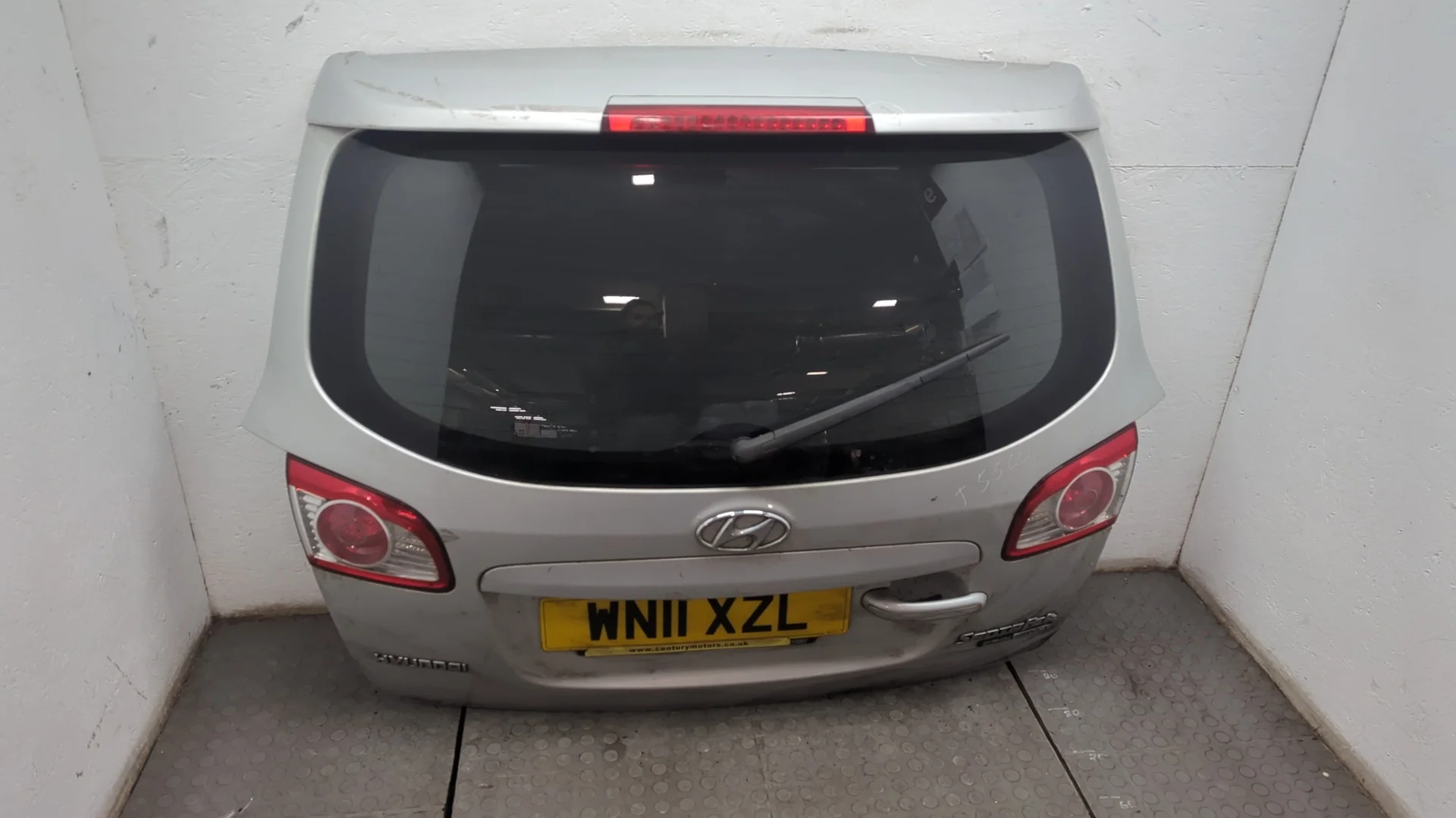 Крышка (дверь) багажника Hyundai Santa Fe 2005-2012 КПП 6-ст.мех 4х4 (МКПП) D4HB Дизель 2.2 л CRDi