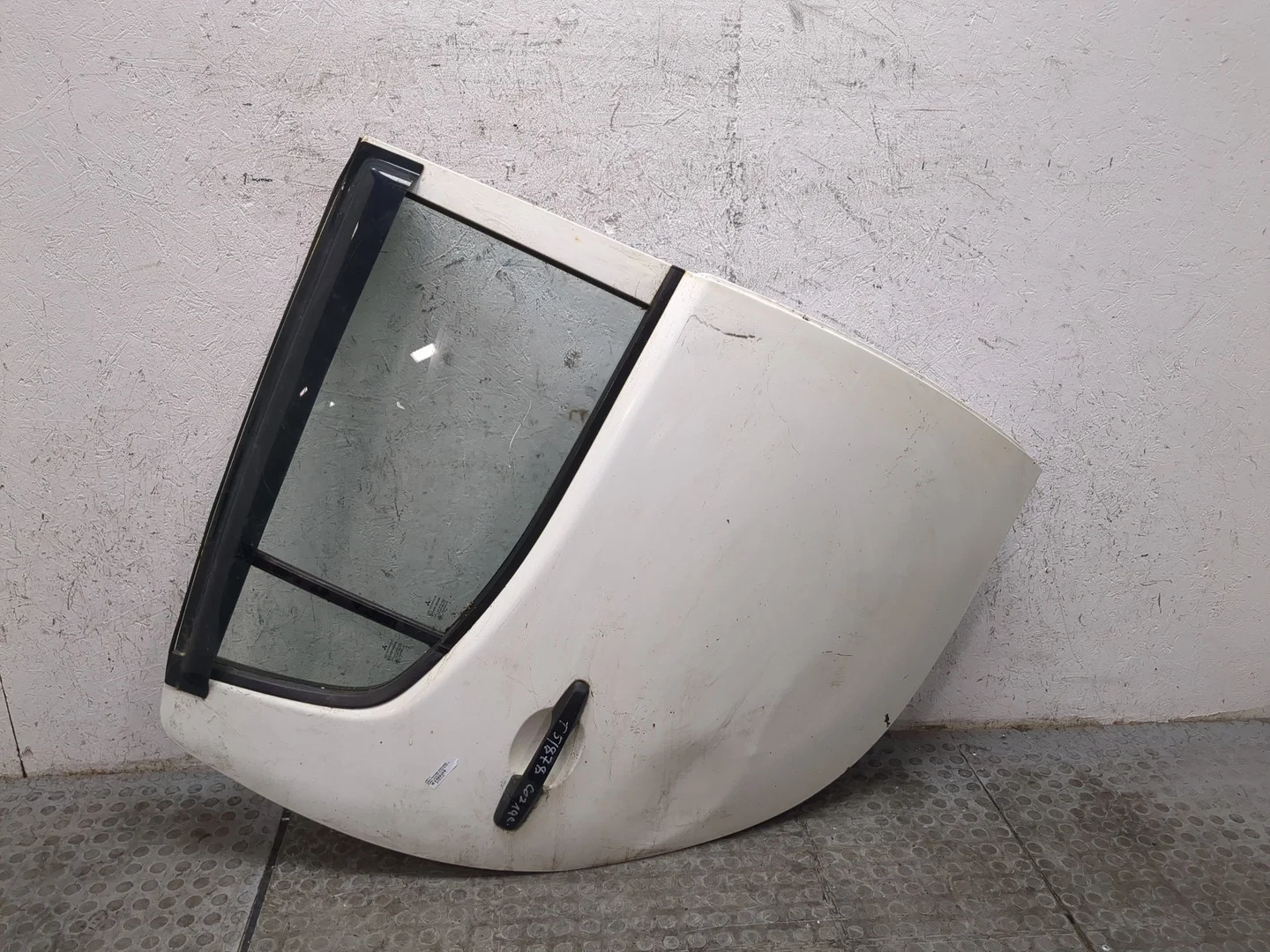 Дверь боковая (легковая) Mitsubishi L200 2006-2015 КПП 5-ст.мех 4х4 (МКПП) 4D56 Дизель 2.5 л Турбо