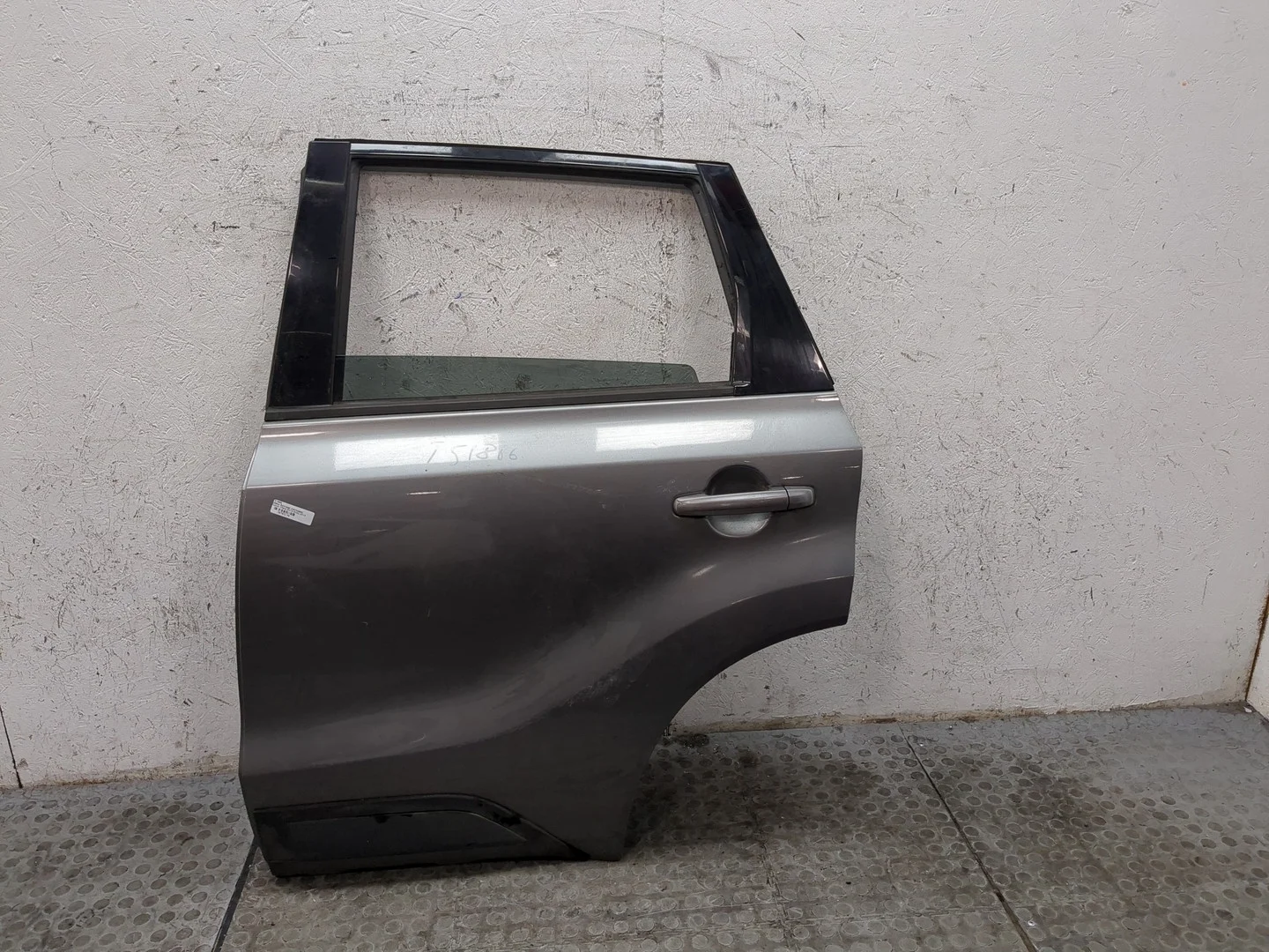 Дверь боковая (легковая) Suzuki Vitara 2013-2022 КПП 5-ст.мех.(МКПП) M16A Бензин 1.6 л Инжектор