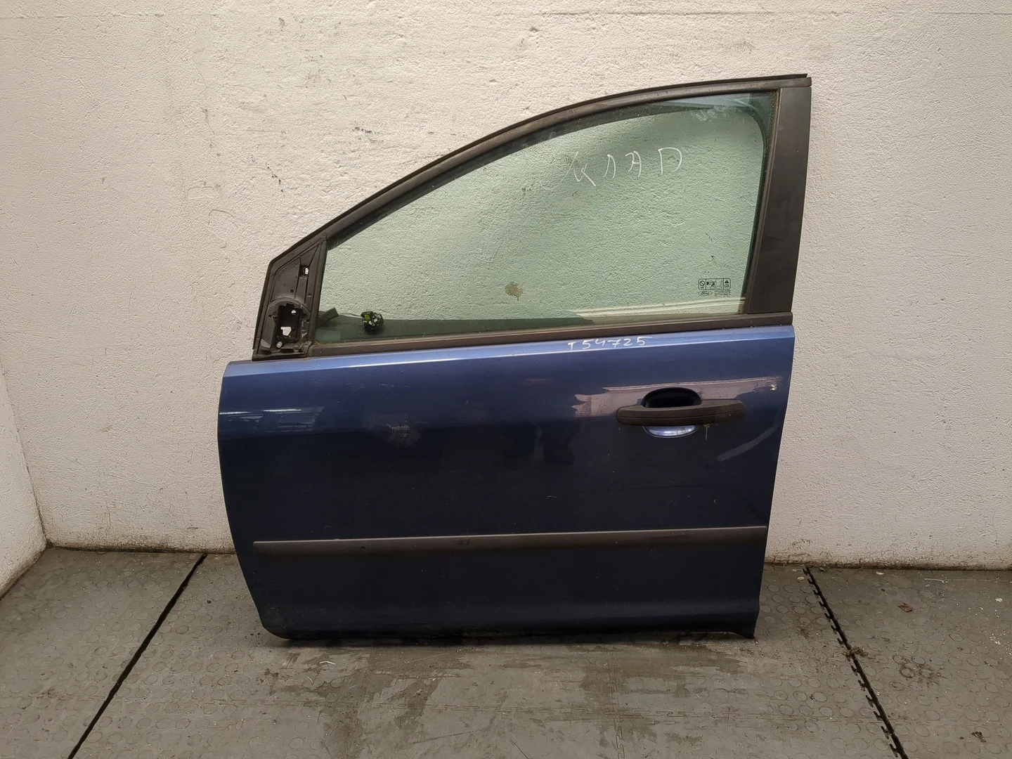 Дверь боковая (легковая) Ford Focus 2 2005-2008 КПП 5-ст.мех.(МКПП) HWDA, HWDB Бензин 1.6 л Инжектор