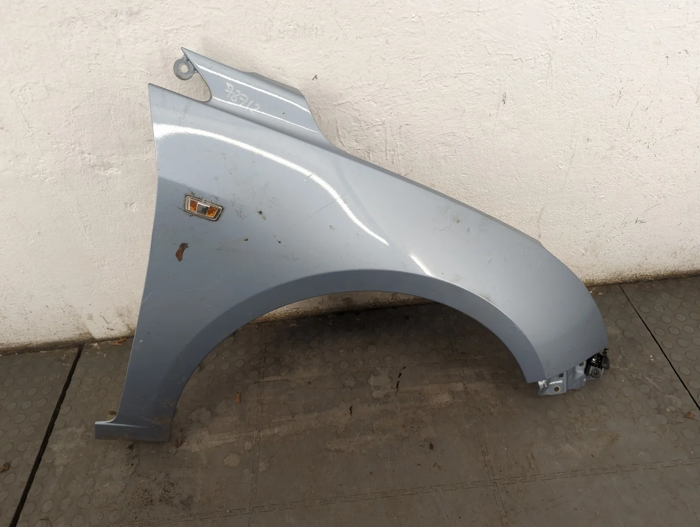 Крыло Chevrolet Cruze 2009-2015 КПП 5-ст.мех.(МКПП) Z20S1 Дизель 2 л CDI