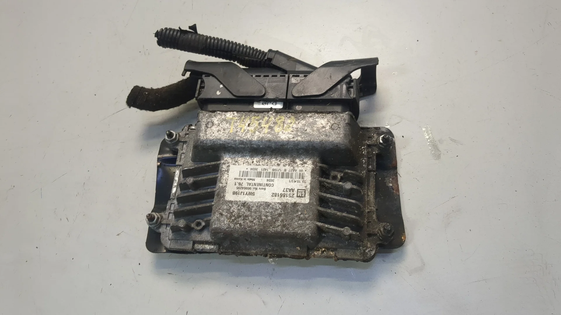 Блок управления двигателем Chevrolet Cruze 2009-2015 КПП автомат (АКПП) F16D4 Бензин 1.6 л Инжектор