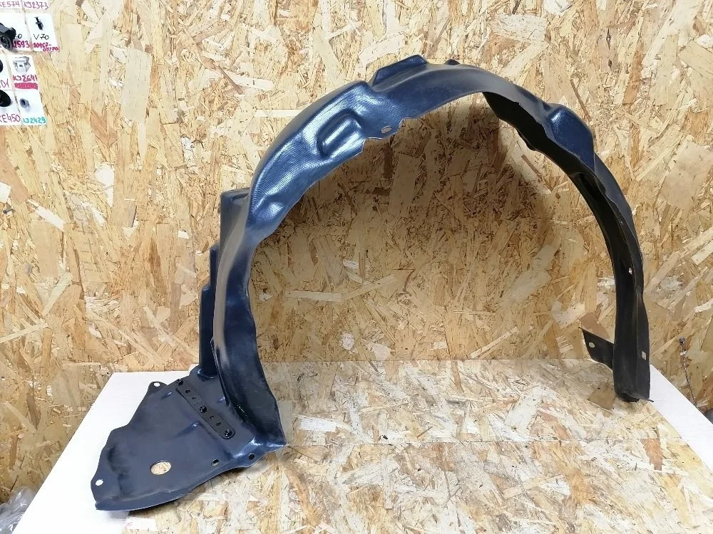 Подкрылок (локер) пер.лев. Toyota Corolla XI (2012—2016) 5387602501