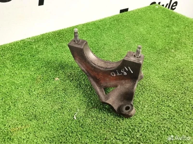Кронштейн промежуточного вала ford galaxy 2 2009