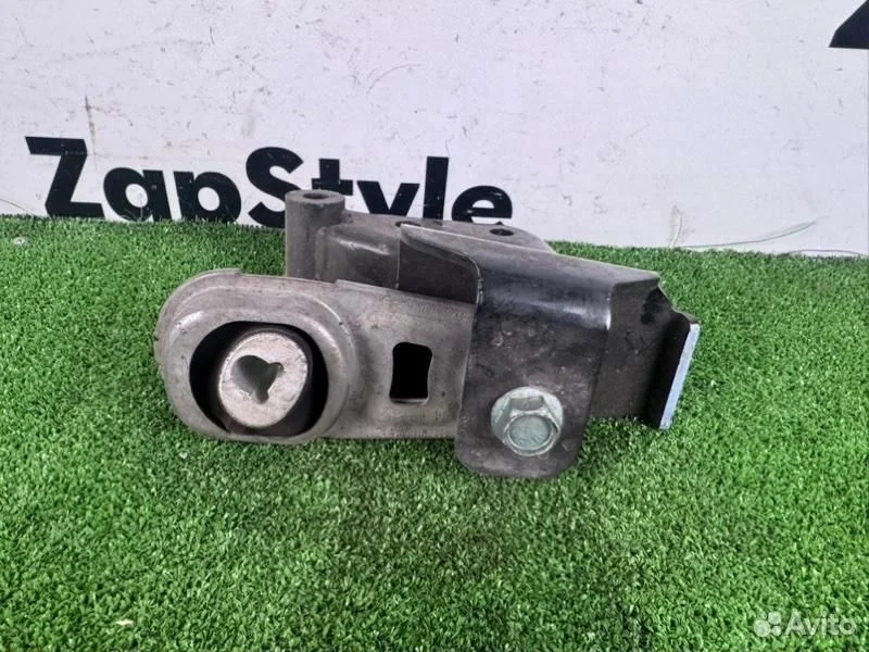 Подушка двигателя nissan qashqai j11 k9ku 2020
