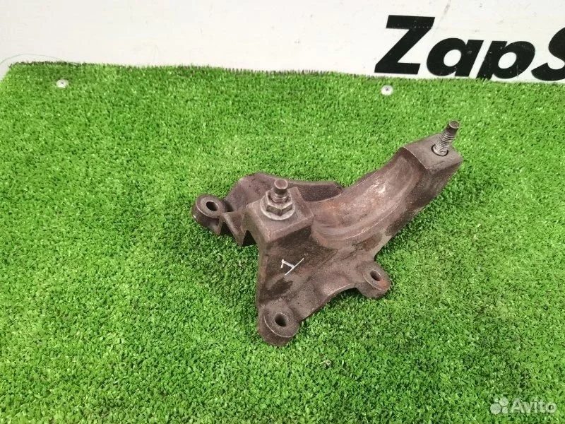 Кронштейн привода ford mondeo 4 2009