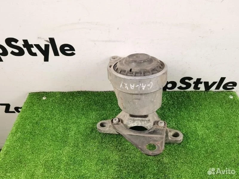 Опора двигателя (подушка двс ) правая ford mondeo