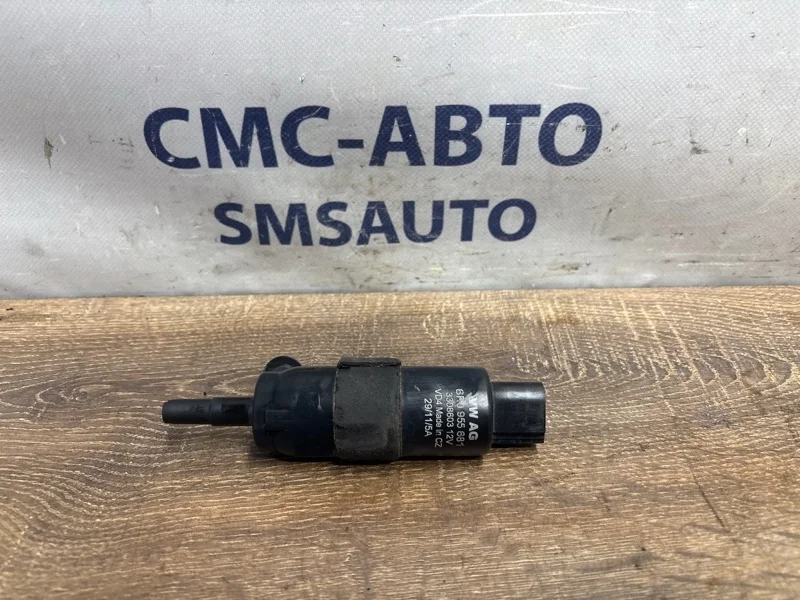 Насос омывателя фар Audi A8 2011 6R0955681 D4 4.2 CDR