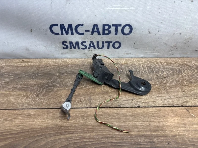 Датчик уровня подвески Audi A8 2011 4H0941310C D4 4.2 CDR, задний правый