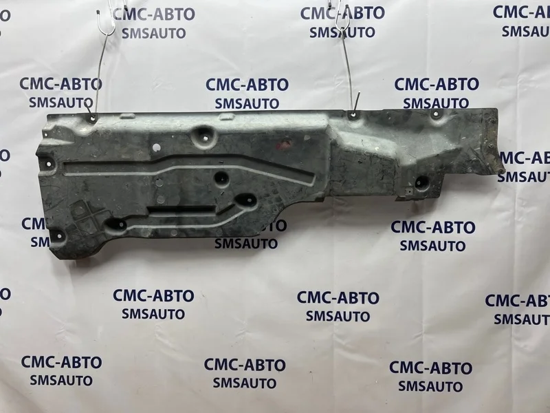 Защита днища Mercedes-Benz ML 2012 A1666808707 W166 642.826, правая