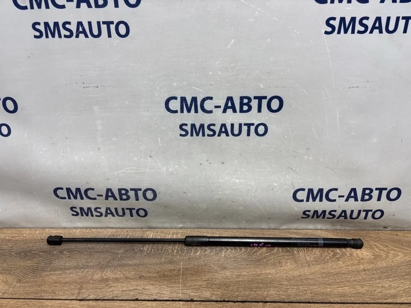 Амортизатор капота Mercedes-Benz ML 2012 A1669802464 W166 642.826, левый