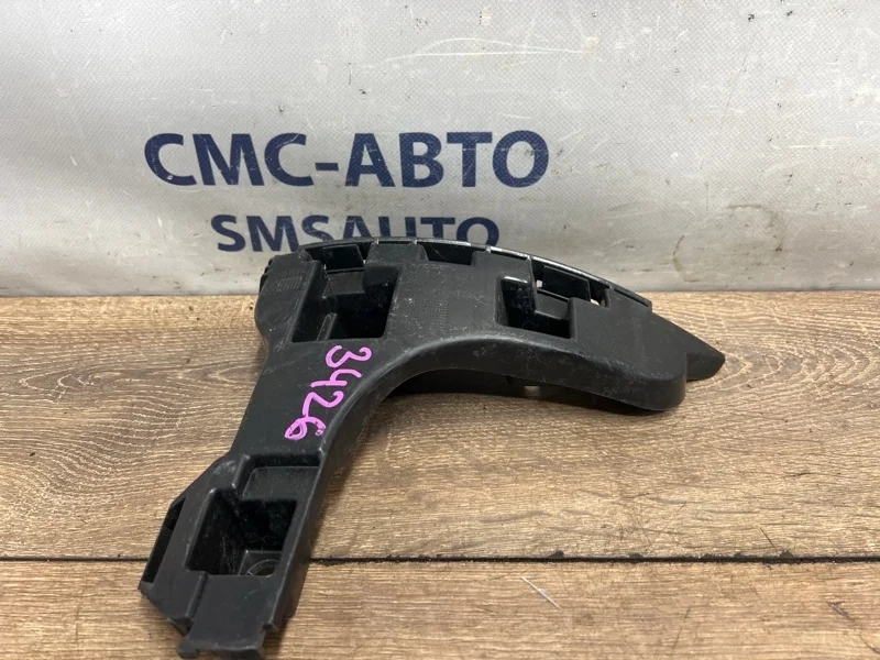 Кронштейн бампера под фонарь Volvo XC60 30763440 ХС60 B4204T6, задний правый