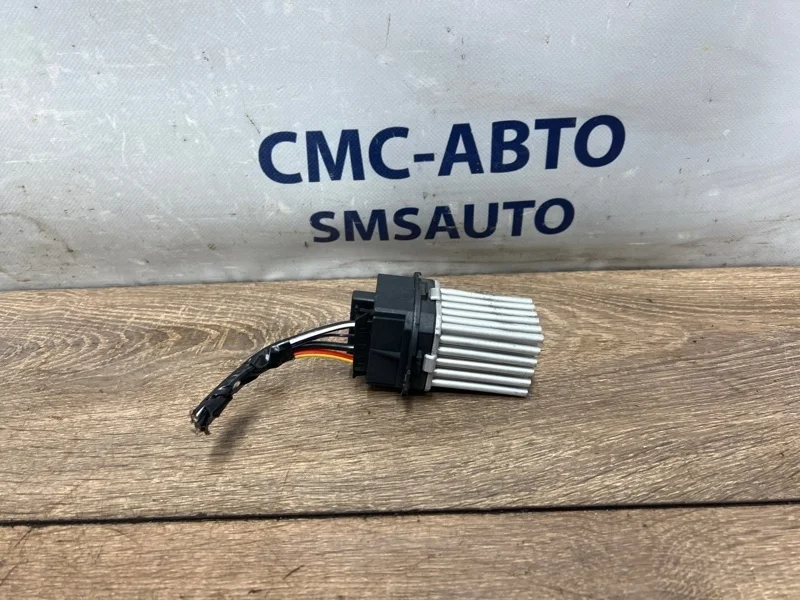 Резистор отопителя Volvo XC60 2014-2017 30767040 ХС60 B5254T12