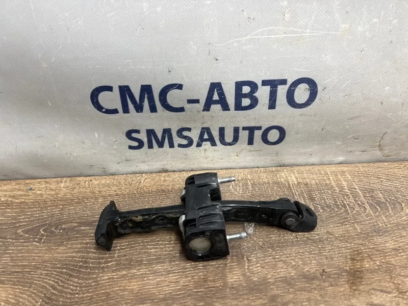 Ограничитель двери Volvo XC60 2014-2017 31298466 ХС60 B5254T12, передний