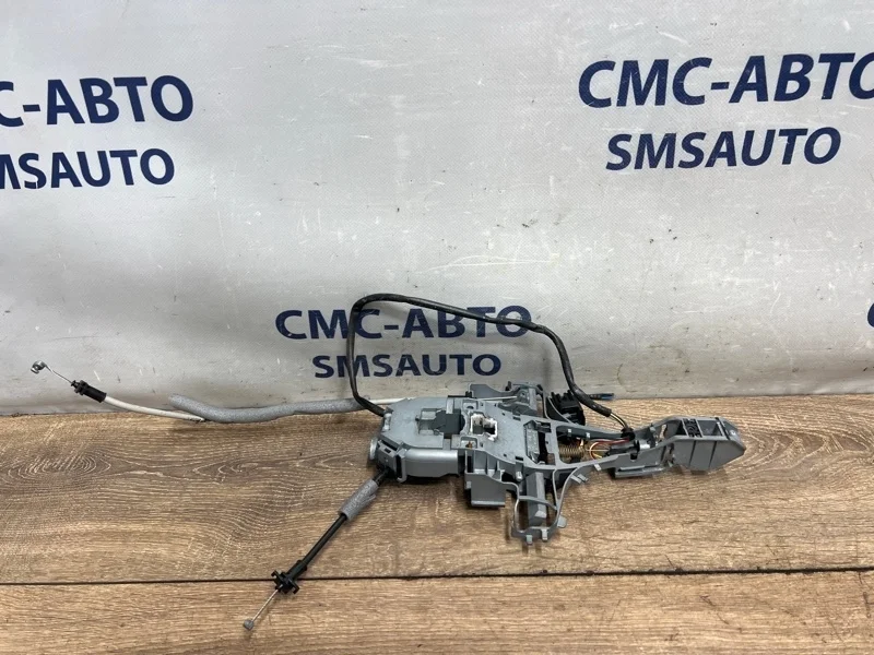 Механизм ручки двери Volvo XC60 2014-2017 30784201 ХС60 B5254T12, передний правый