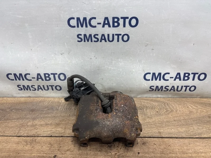 Суппорт Mercedes-Benz ML 2010 A1644202383 W164 642.820, передний левый