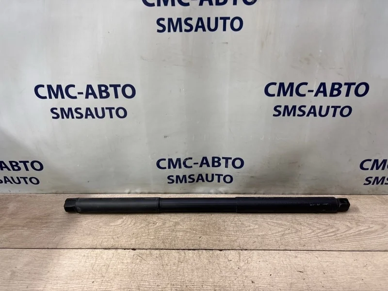 Амортизатор багажника Mercedes-Benz ML 2012 A1669803464 W166 642.826, левый