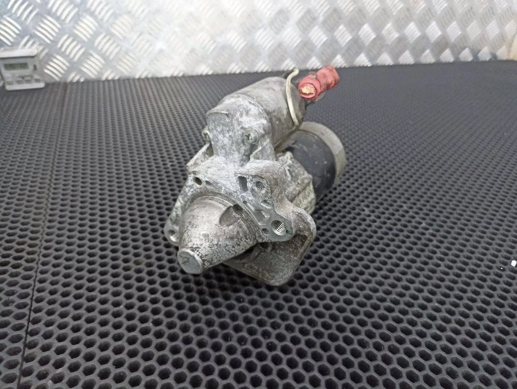 Стартер Renault Scenic 2 рест. 2008 8200584675