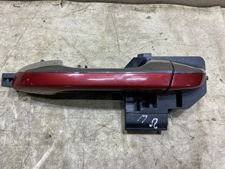 Ручка передняя левая Kia Sportage 4 QL 2016