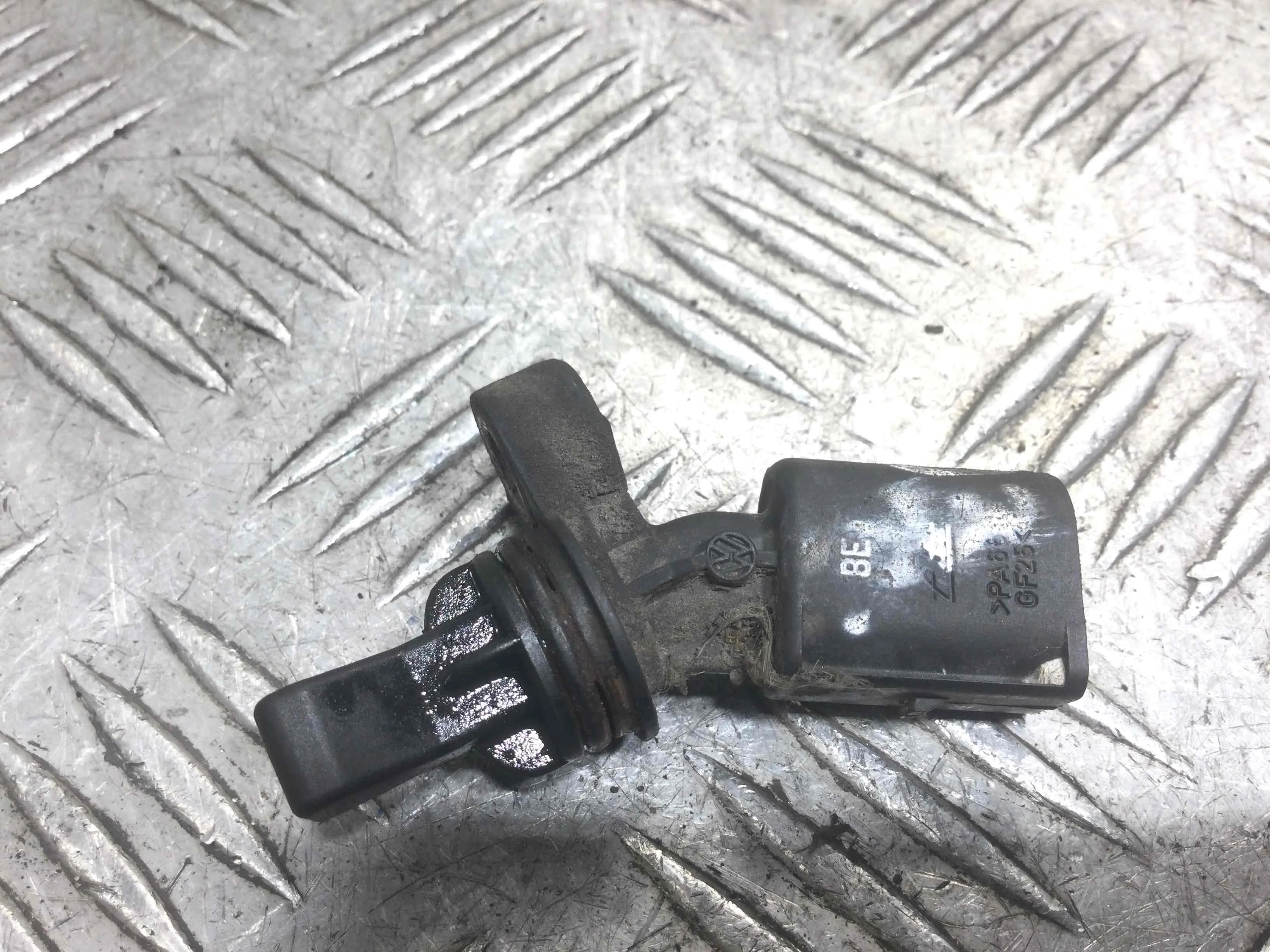 Датчик ABS Volkswagen Amarok 1 поколение (2010-2016) дизель 2.0 TDI Механика Пикап