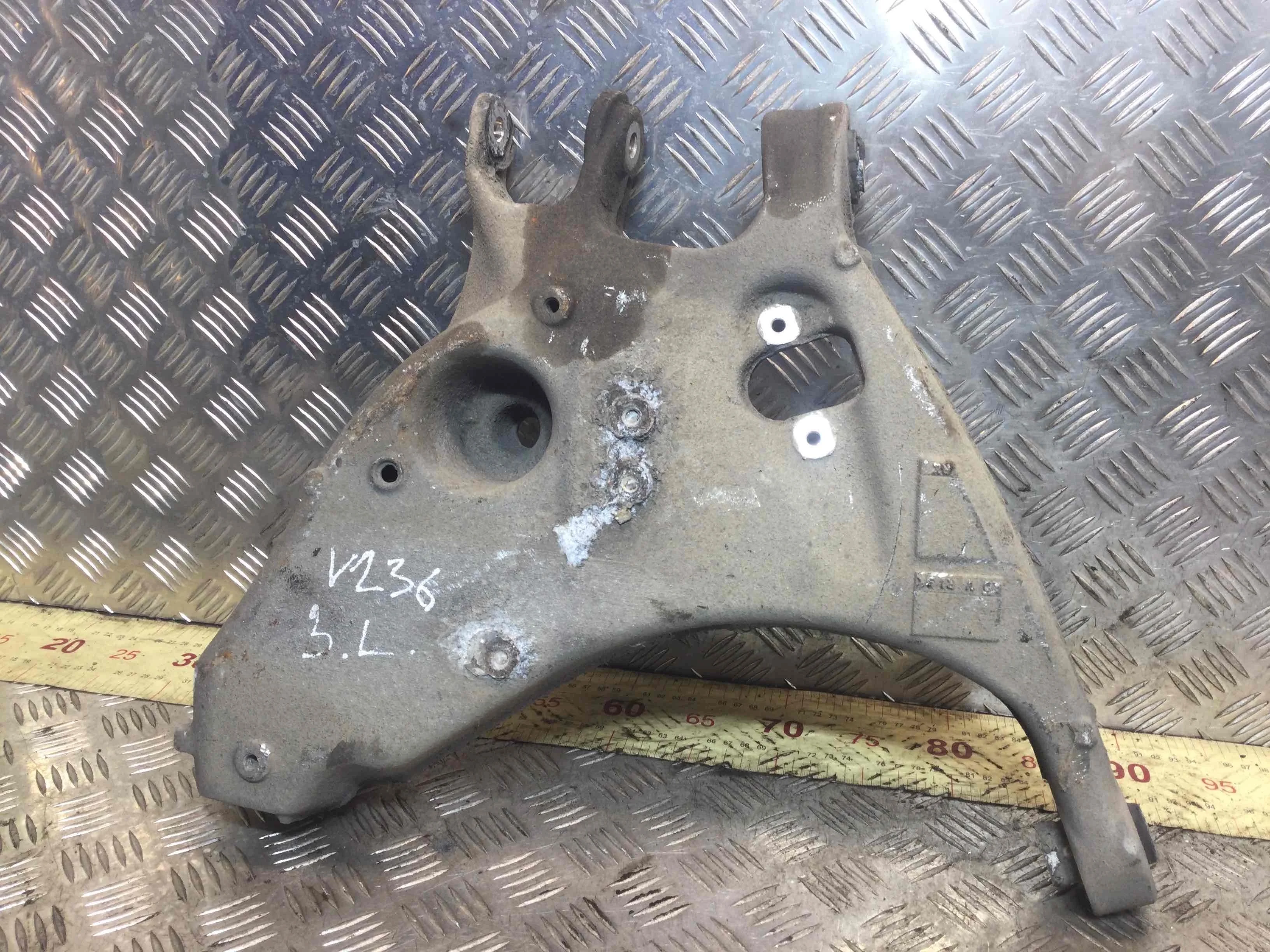 Рычаг задний левый Audi A4 B7 (2004-2008) дизель 3.0 TDI Механика Седан