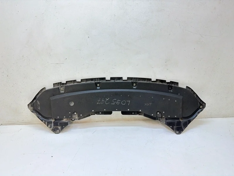 Пыльник бампера Lexus RX 2016-2019 4