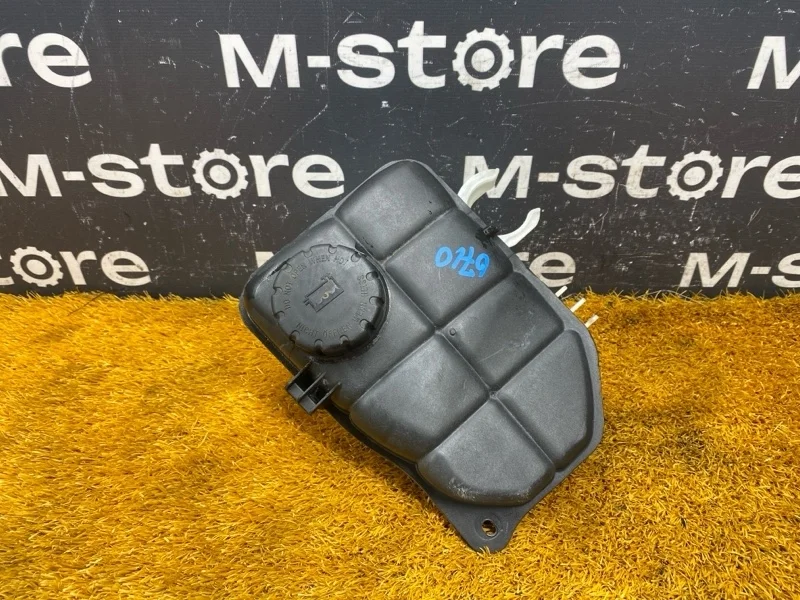 Бачок расширительный Mercedes-Benz C-Class 2004 A2035000049 W203 271.948