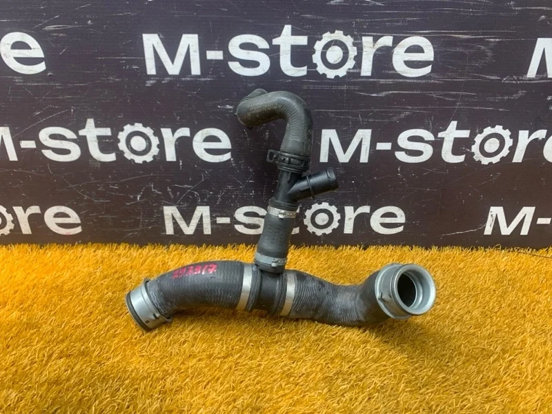 Патрубок радиатора нижний Mercedes-Benz C-Class 2010 A2045012682 W204 271.860