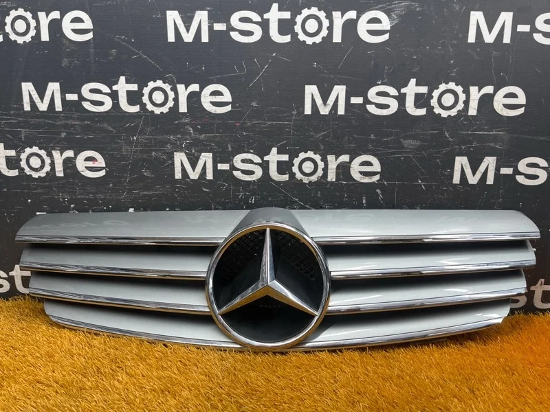 Решетка радиатора Mercedes-Benz Clk-Class 2005 A2098800383 C209 112.955