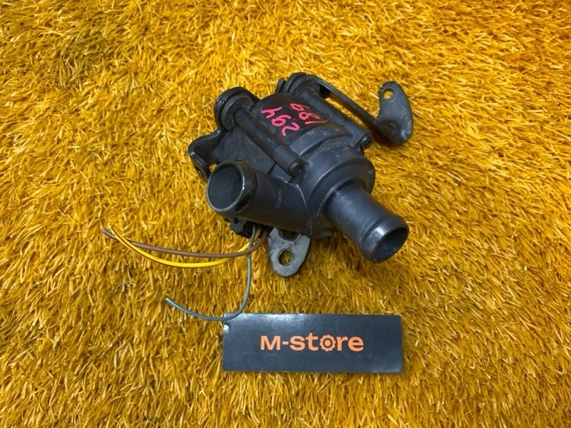 Помпа дополнительная Audi A4 2013 06D121601 B8/8K CDNB