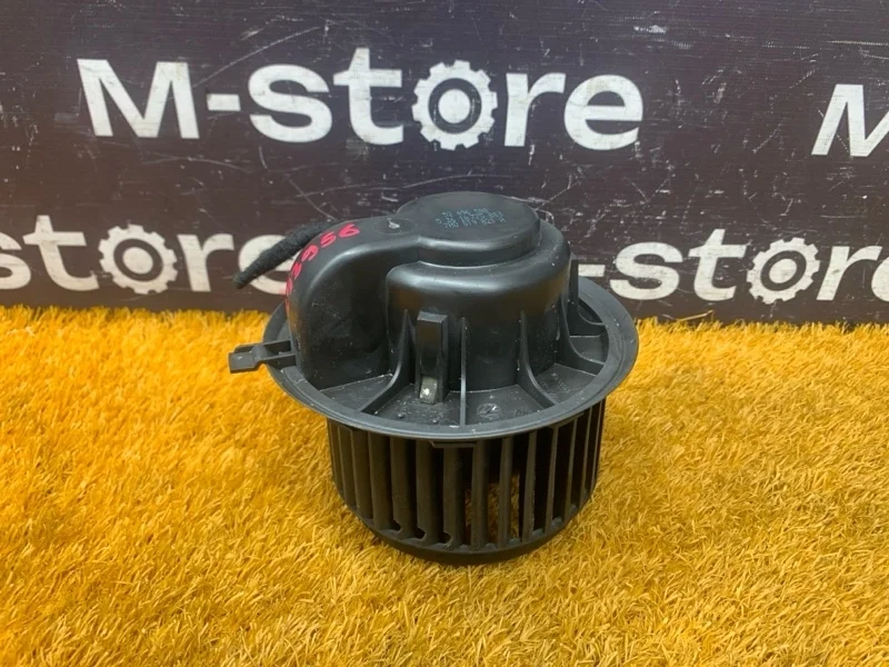 Мотор печки Audi Q7 2010 7H0819021A 4L CJTC