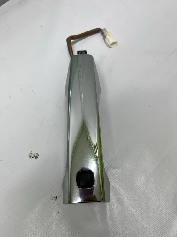 Ручка двери наружная TOYOTA Land Cruiser 2015 6921060210 URJ200 1VD-FTV 4.5, передняя правая